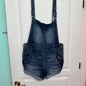 Denizen from Levi's Blue Denim Shorts